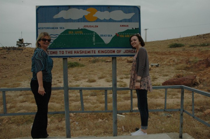 29747_397429422760_1056340_n